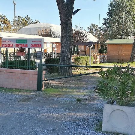 Sport Village La Badia Колле-ди-Валь-д'Эльса Экстерьер фото
